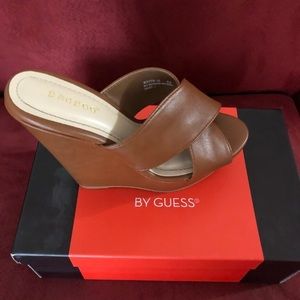 GUESS Sandal